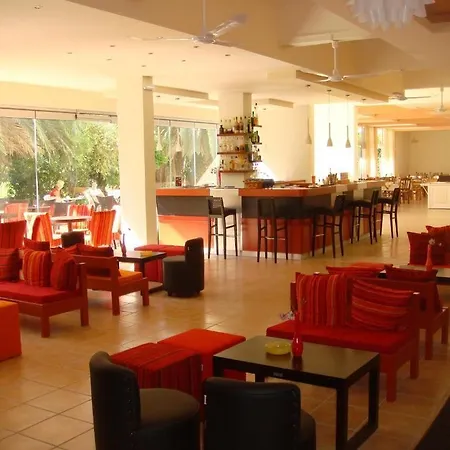 Ipsos Beach Hotel 입소스