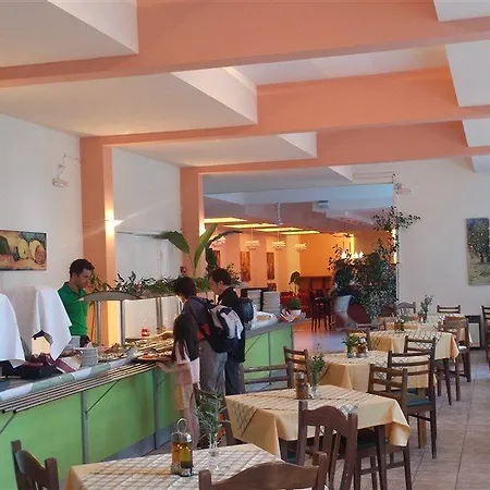 호텔 Ipsos Beach Hotel