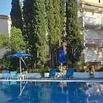 Hotell Ipsos Beach Hotel 3*