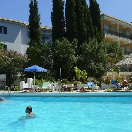 酒店 Ipsos Beach Hotel 3*