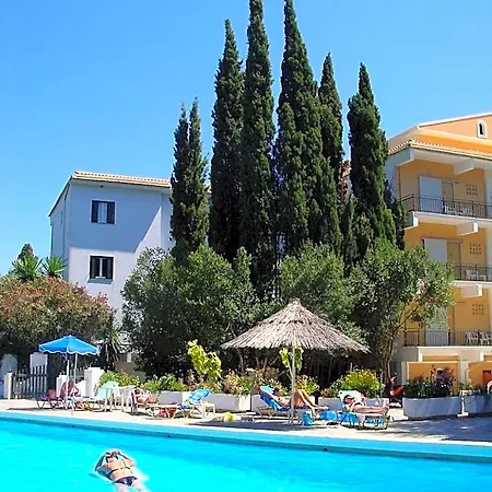 Ipsos Beach Hotel Ξενοδοχείο 3*