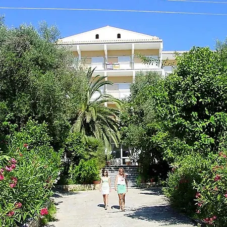 Ξενοδοχείο Ipsos Beach Hotel 3*