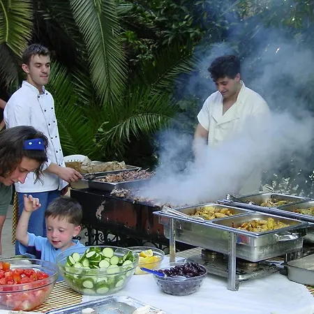 Ipsos Beach Hotel Ýpsos