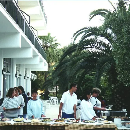 Ipsos Beach Hotel