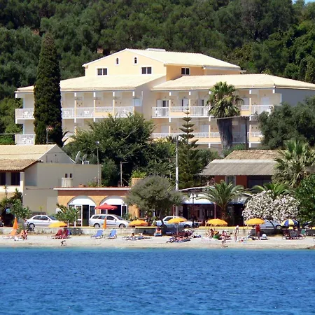 Ipsos Beach Hotel 酒店 3*
