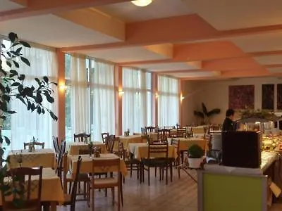 Ipsos Beach Hotel فندق إيبسوس