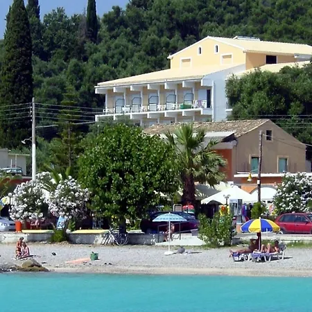 ホテル Ipsos Beach Hotel イプソス