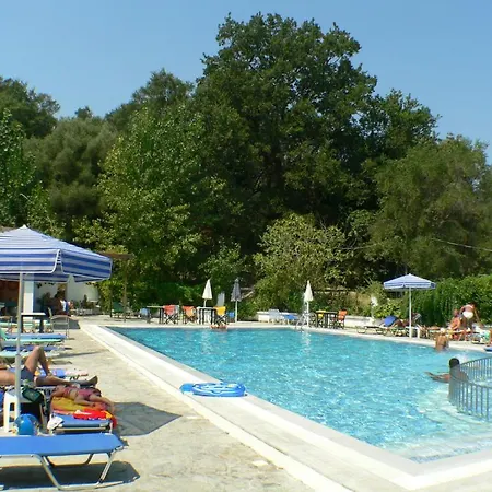Ipsos Beach Hotel إيبسوس