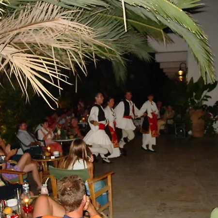 Ipsos Beach Hotel ホテル