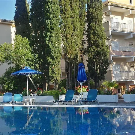 فندق Ipsos Beach Hotel 3*