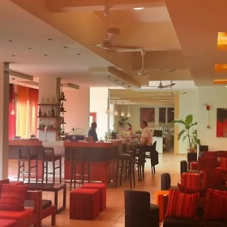 Ipsos Beach Hotel 3* イプソス