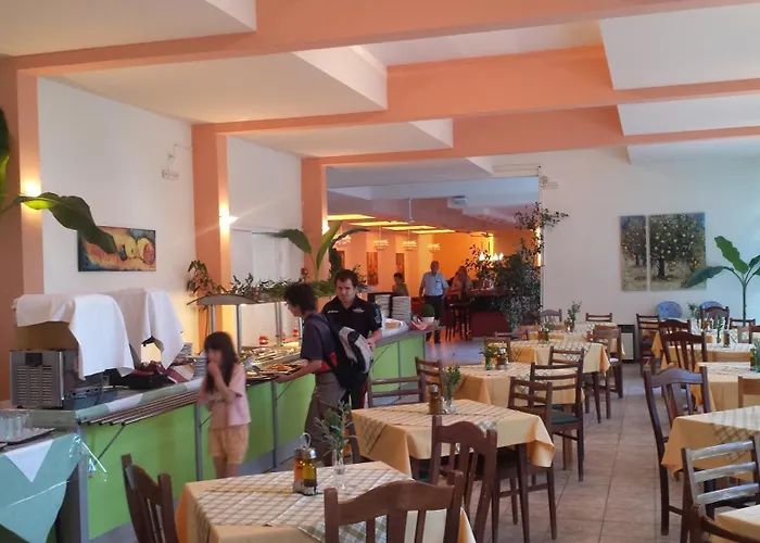 Ipsos Beach Hotel 3* Ýpsos