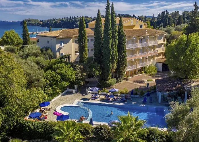 Hotel Ipsos Beach Hotel 3*