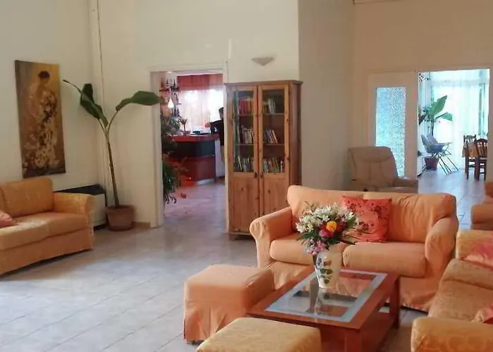 酒店 Ipsos Beach Hotel