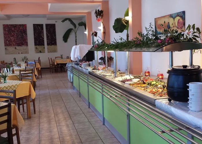 Ipsos Beach Hotel 酒店