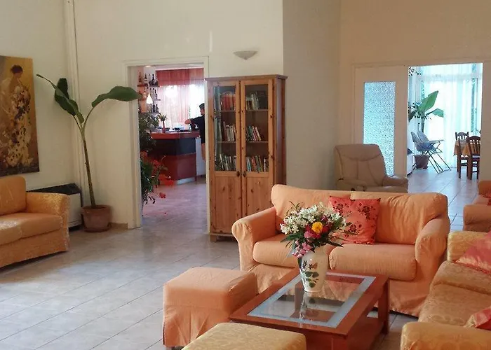 Hotel Ipsos Beach Hotel 3*