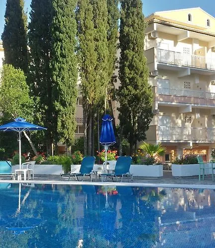 Hotel Ipsos Beach Hotel