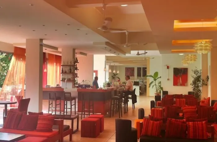 Ipsos Beach Hotel 3* 阿普索斯