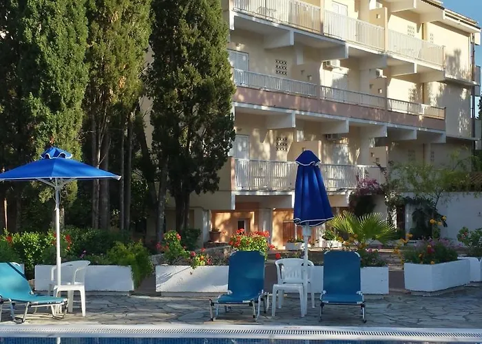 Ipsos Beach Hotel 3* 阿普索斯